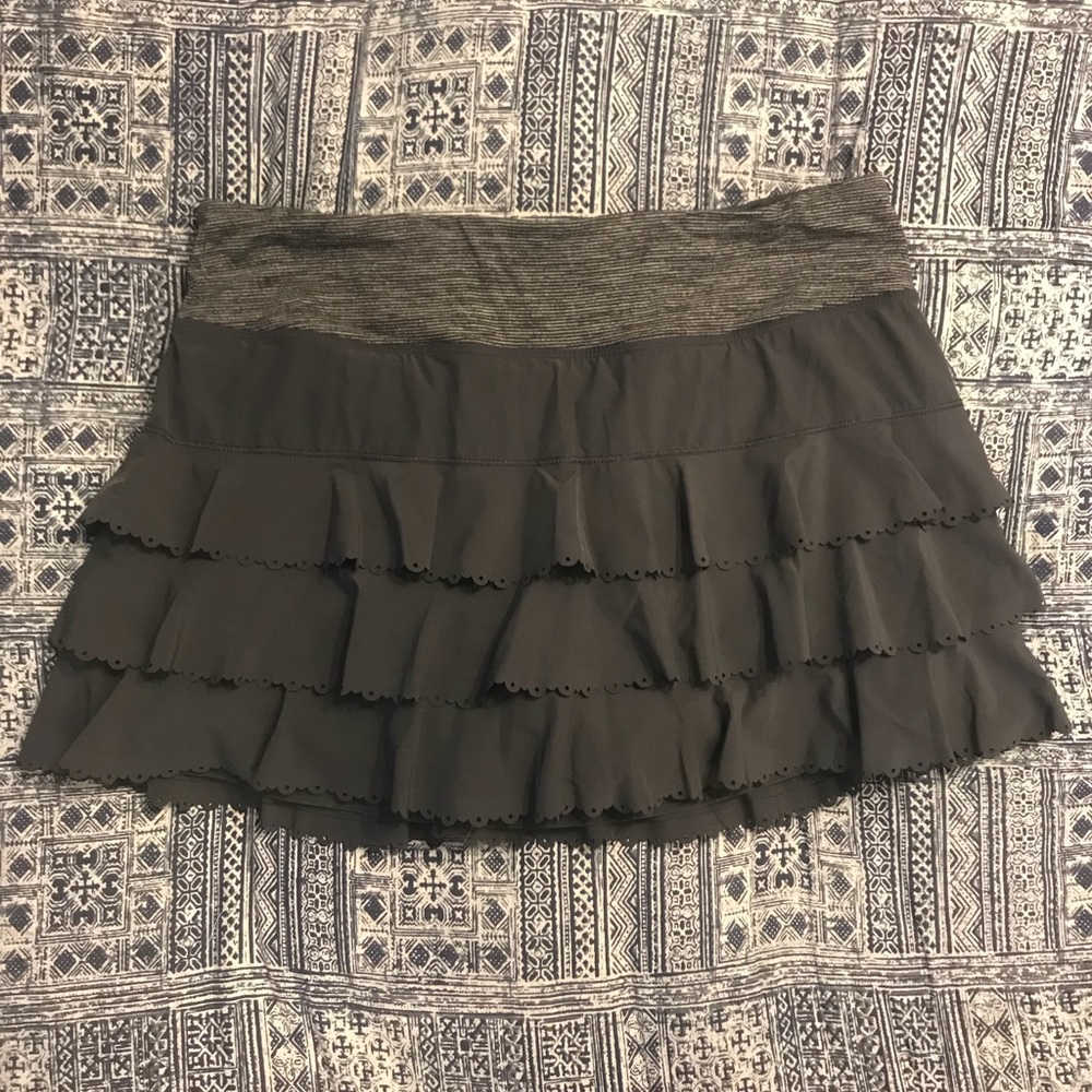 Lululemon Lulu Gray Pace Setter Skirt Skort Sz 4
